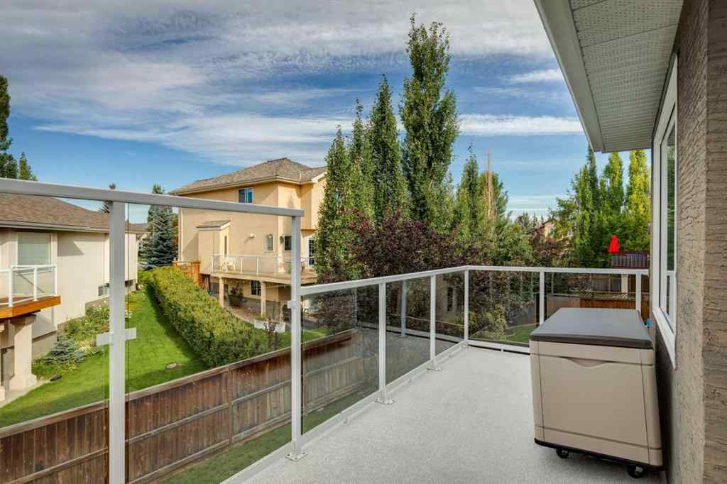 MLS® A2256295 - 537 Sierra Madre Court SW in Signal Hill Calgary, Residential