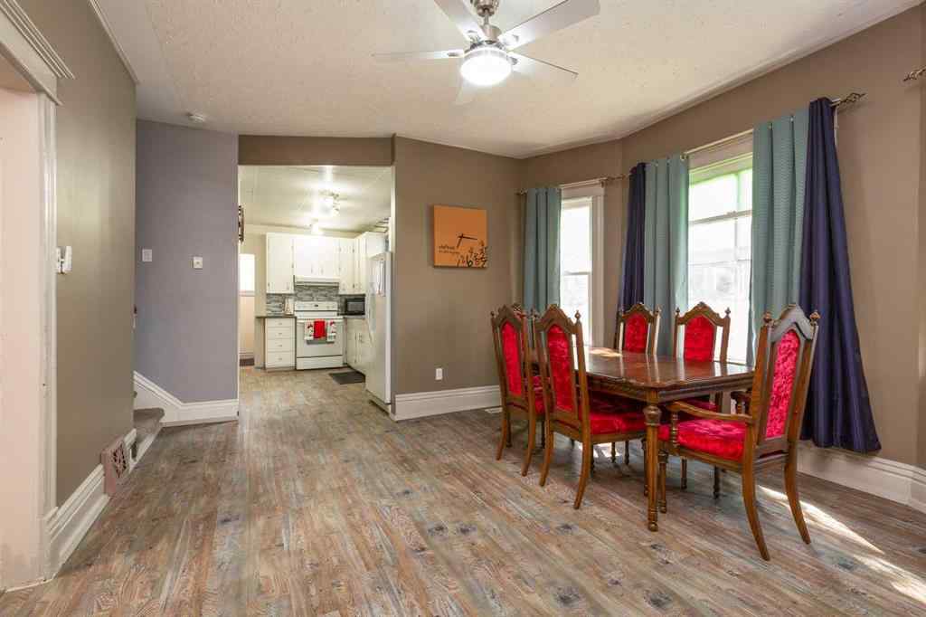 MLS® A2256298 - 1210 6 Avenue S in London Road Lethbridge, Residential