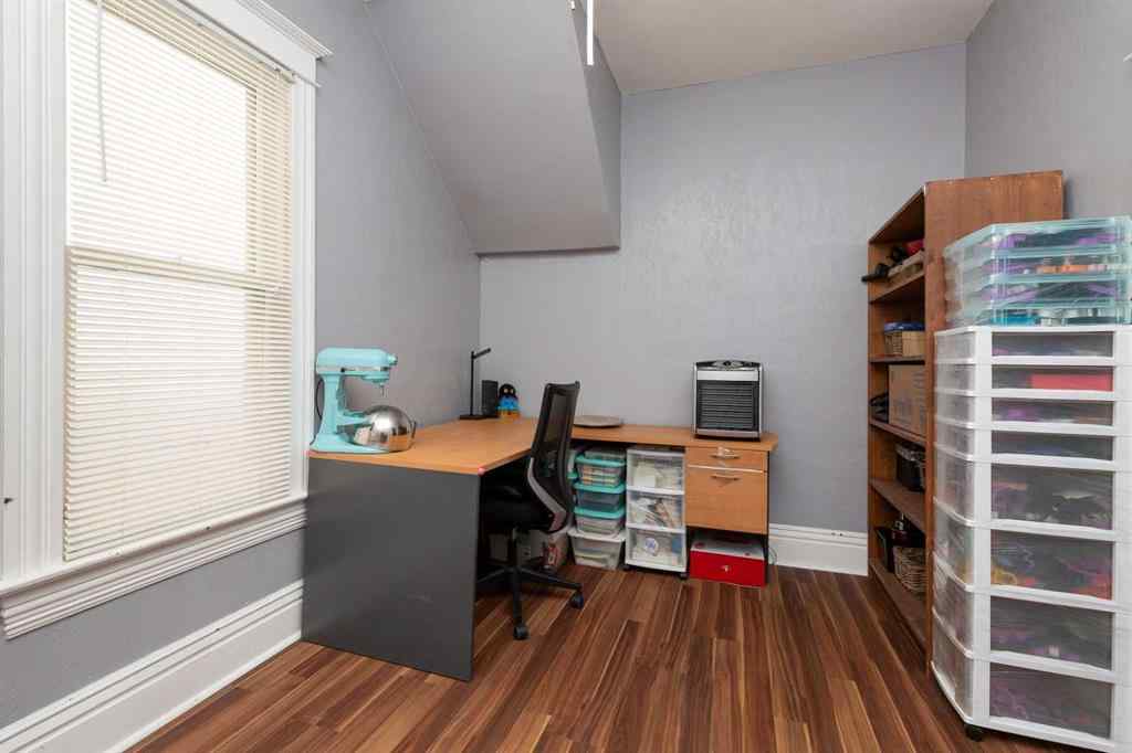 MLS® A2256298 - 1210 6 Avenue S in London Road Lethbridge, Residential