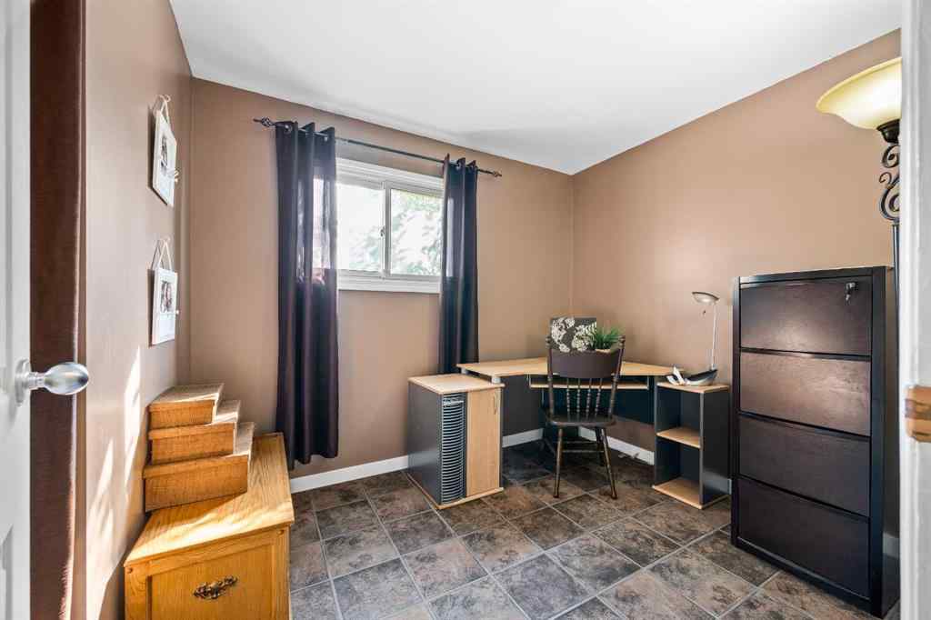 MLS® A2256300 - 5108 31 Street  in Steele Heights Lloydminster, Residential