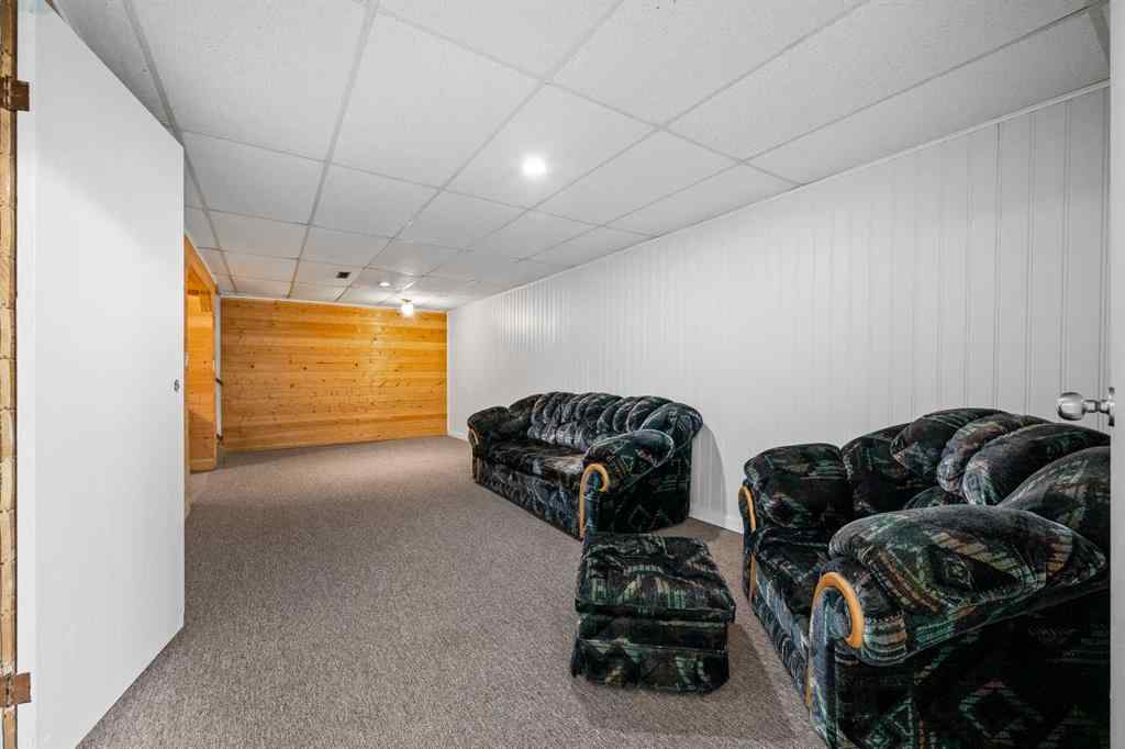MLS® A2256300 - 5108 31 Street  in Steele Heights Lloydminster, Residential