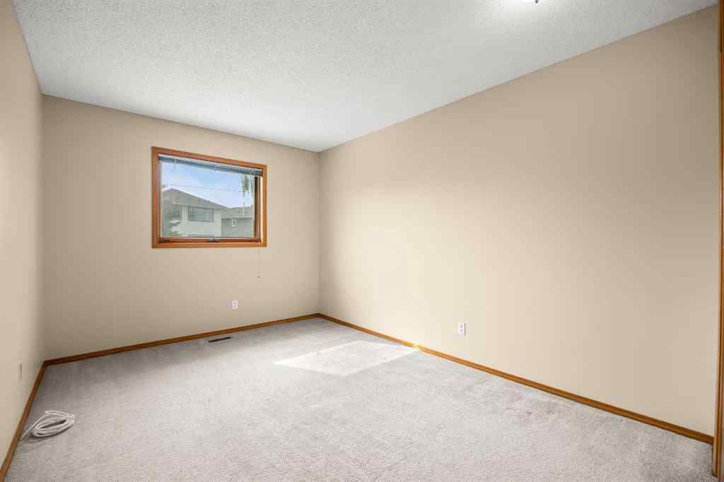 MLS® A2256301 - 132 Hawkland Circle NW in Hawkwood Calgary, Residential
