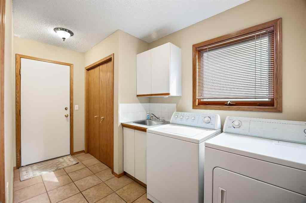 MLS® A2256301 - 132 Hawkland Circle NW in Hawkwood Calgary, Residential