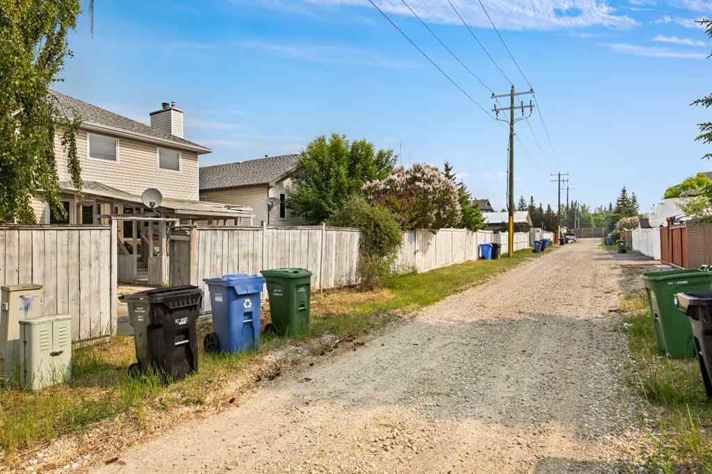 MLS® A2256301 - 132 Hawkland Circle NW in Hawkwood Calgary, Residential