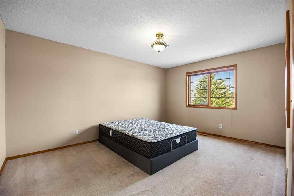 MLS® A2256301 - 132 Hawkland Circle NW in Hawkwood Calgary, Residential