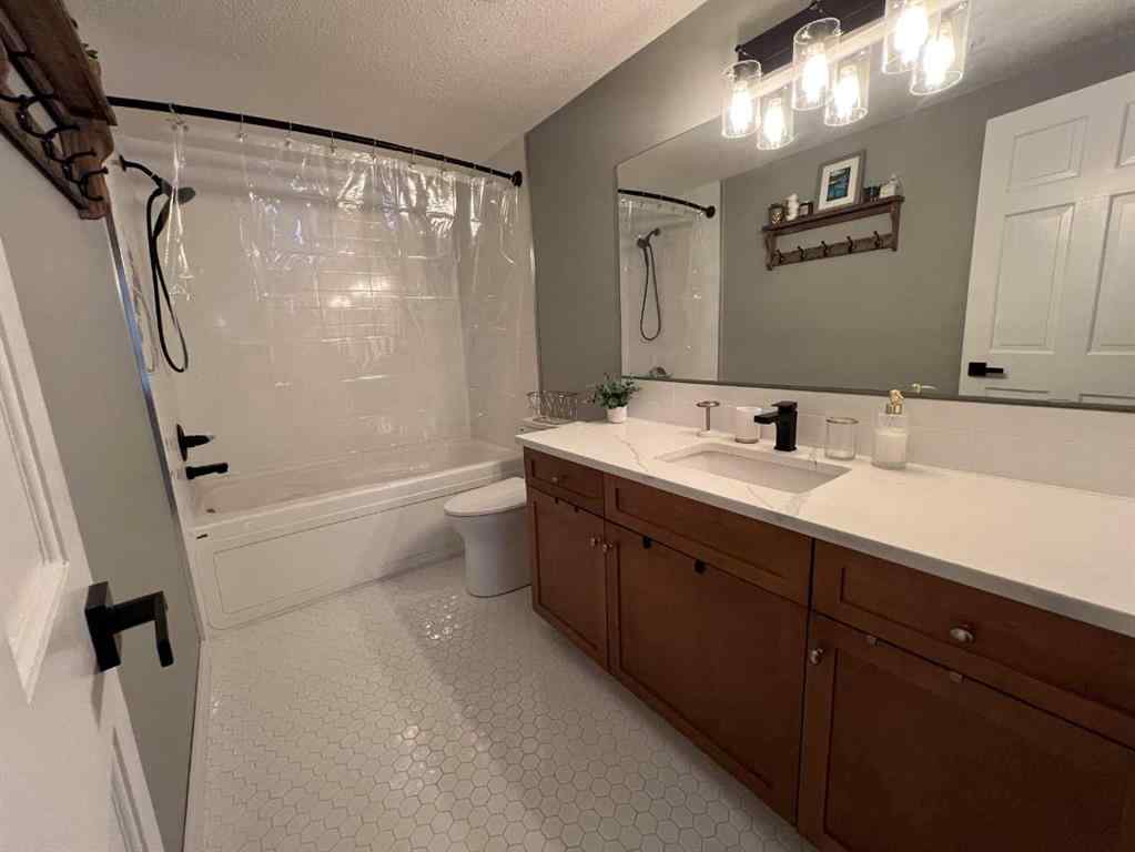 MLS® A2256302 - Unit #109 150 Crossbow Place  in Three Sisters Canmore, Residential