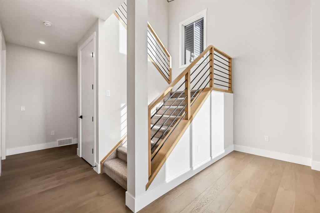 MLS® A2256304 - 72 Heritage Ridge  in Heritage Hills Cochrane, Residential