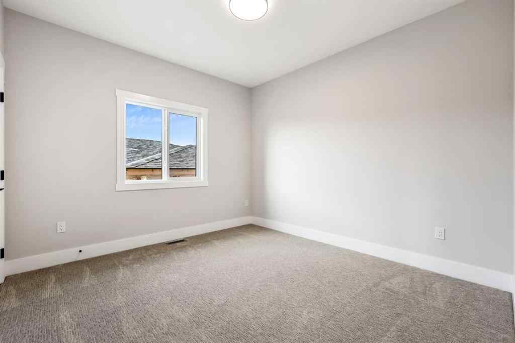 MLS® A2256304 - 72 Heritage Ridge  in Heritage Hills Cochrane, Residential