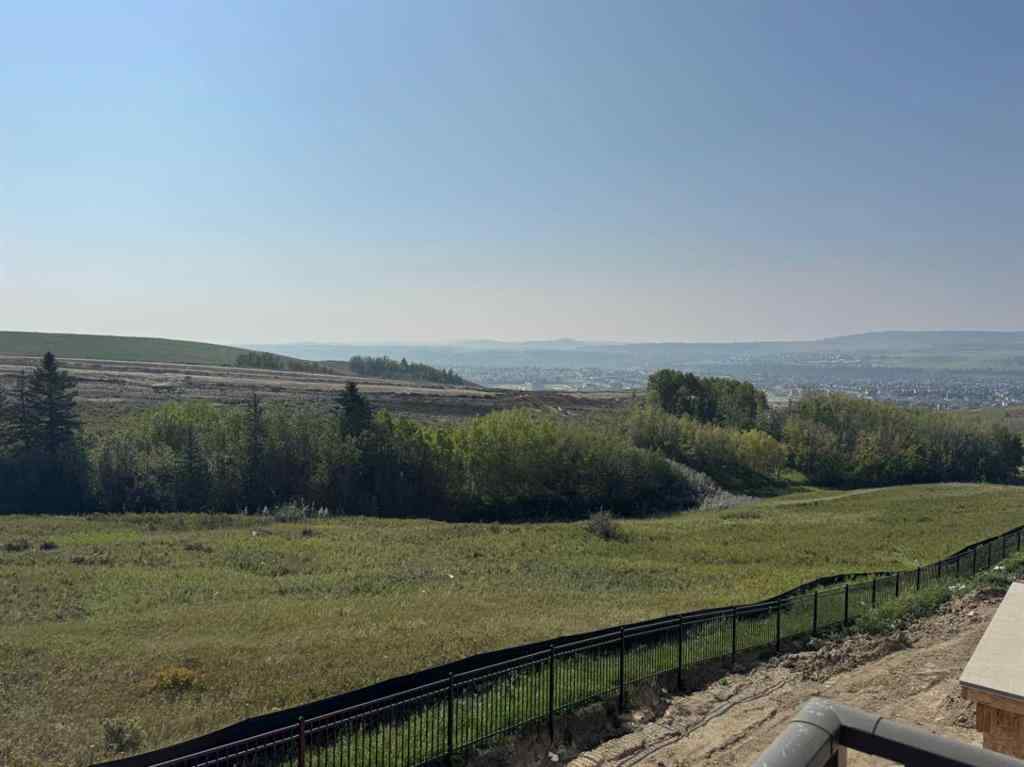 MLS® A2256304 - 72 Heritage Ridge  in Heritage Hills Cochrane, Residential