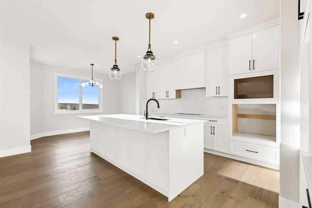 MLS® A2256304 - 72 Heritage Ridge  in Heritage Hills Cochrane, Residential