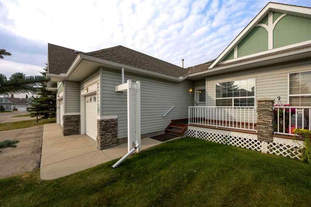 MLS® A2256306 - Unit #30 1008 Woodside Way NW in Woodside Airdrie, Residential