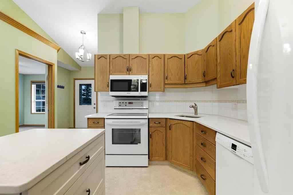 MLS® A2256306 - Unit #30 1008 Woodside Way NW in Woodside Airdrie, Residential