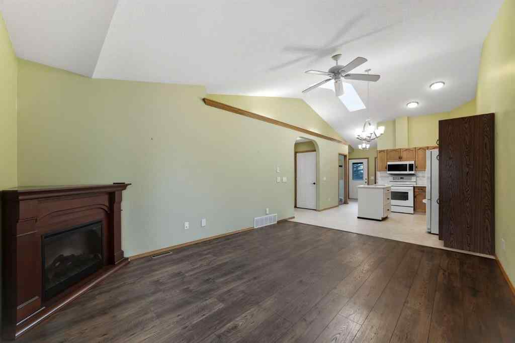 MLS® A2256306 - Unit #30 1008 Woodside Way NW in Woodside Airdrie, Residential
