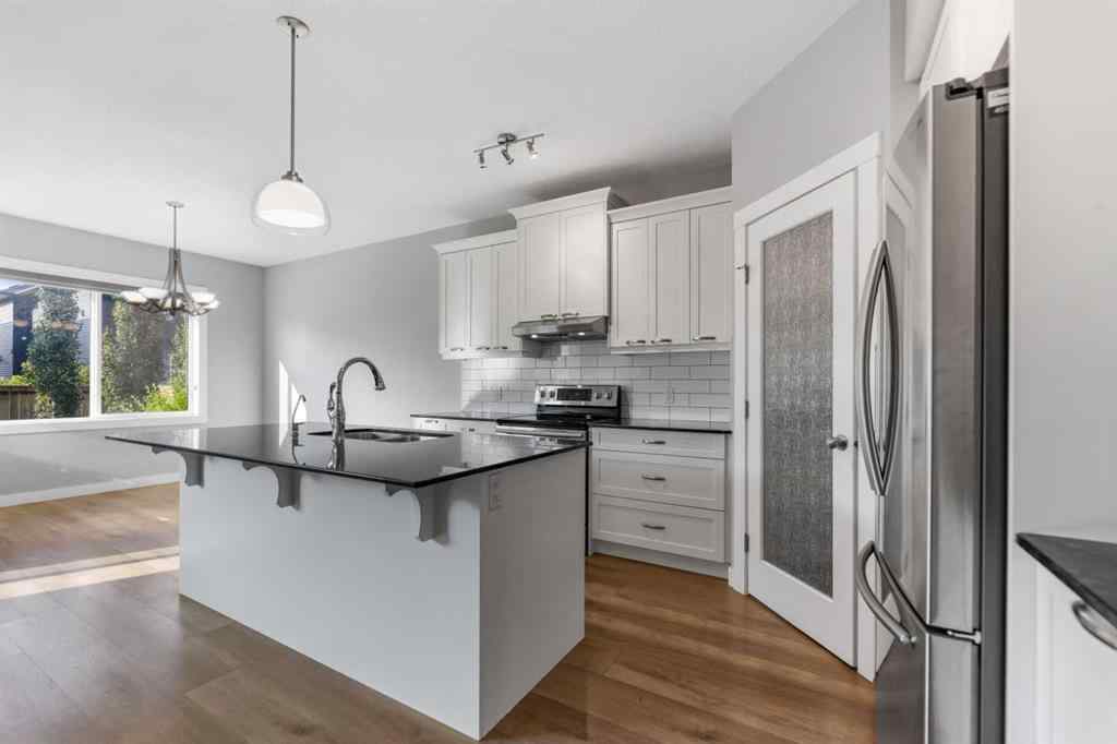 MLS® A2256308 - 625 Midtown Place SW in Midtown Airdrie, Residential