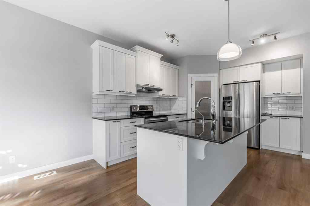 MLS® A2256308 - 625 Midtown Place SW in Midtown Airdrie, Residential