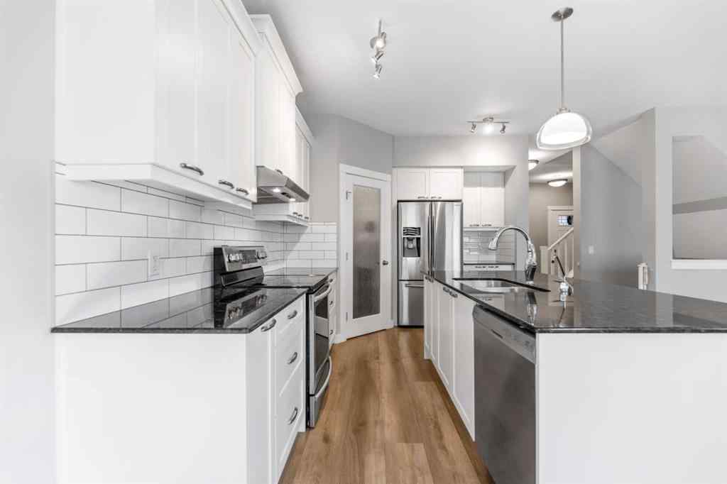MLS® A2256308 - 625 Midtown Place SW in Midtown Airdrie, Residential