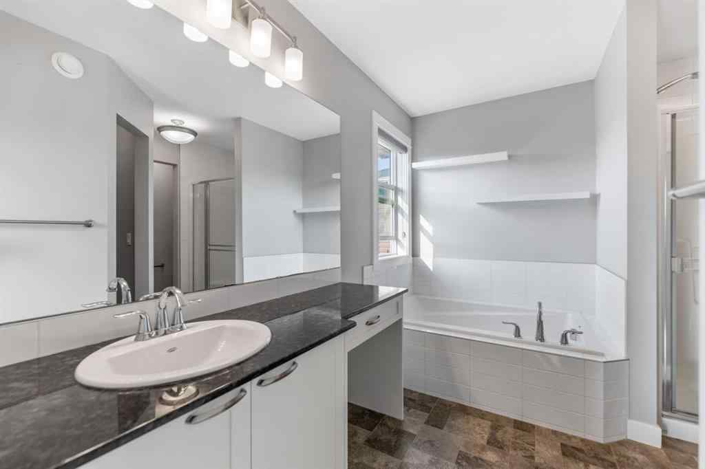 MLS® A2256308 - 625 Midtown Place SW in Midtown Airdrie, Residential