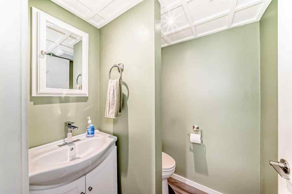 MLS® A2256315 - 132 Sunvalley Road  in Sunset Ridge Cochrane, Residential