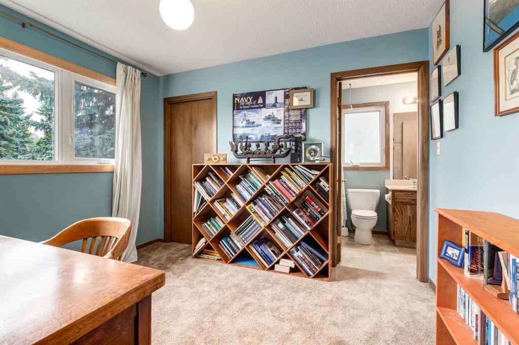 MLS® A2256316 - 274 Carragana Crescent NW in Charleswood Calgary, Residential