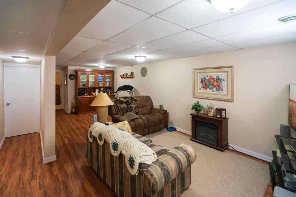 MLS® A2256319 - 5308 50 Street  in Sparling Camrose, Residential