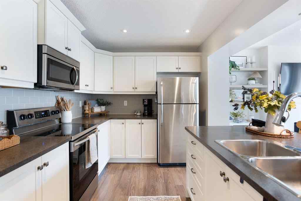 MLS® A2256322 - 420 Windstone Grove SW in Windsong Airdrie, Residential