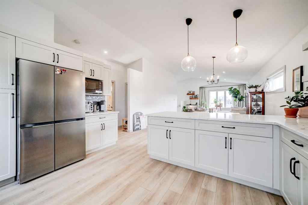 MLS® A2256325 - 1913 Parkside Way  in NONE Coaldale, Residential
