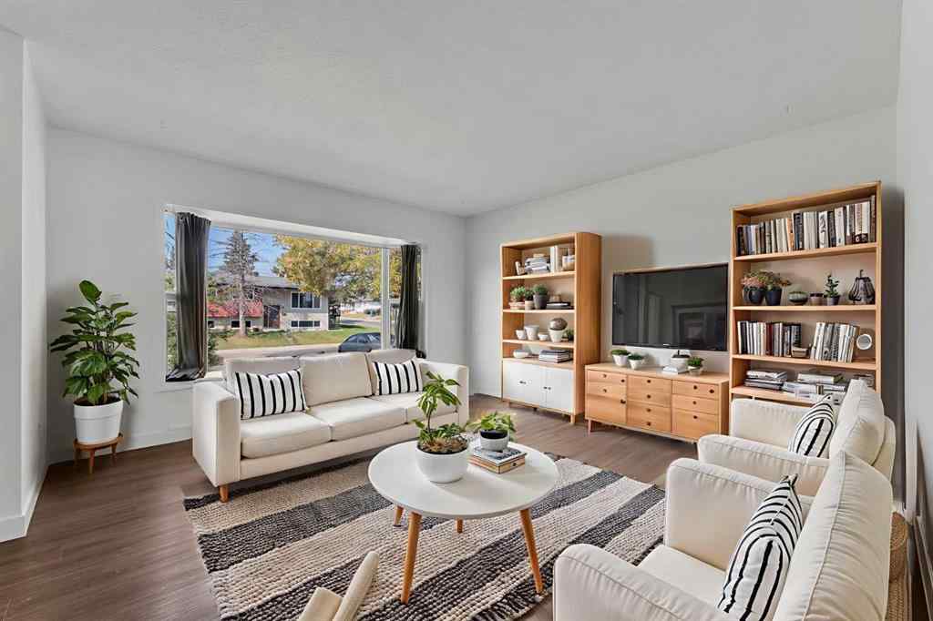 MLS® A2256326 - 5628 trelle Drive NE in Thorncliffe Calgary, Residential