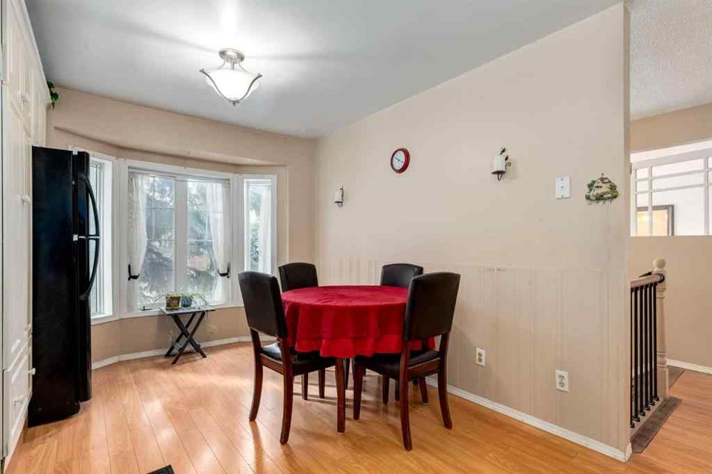 MLS® A2256327 - 1812 Meadowbrook Drive SE in Meadowbrook Airdrie, Residential