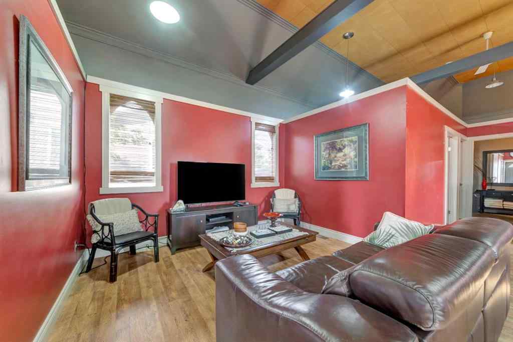 MLS® A2256330 - 135 Park Avenue   in Paradise Valley Paradise Valley, Residential