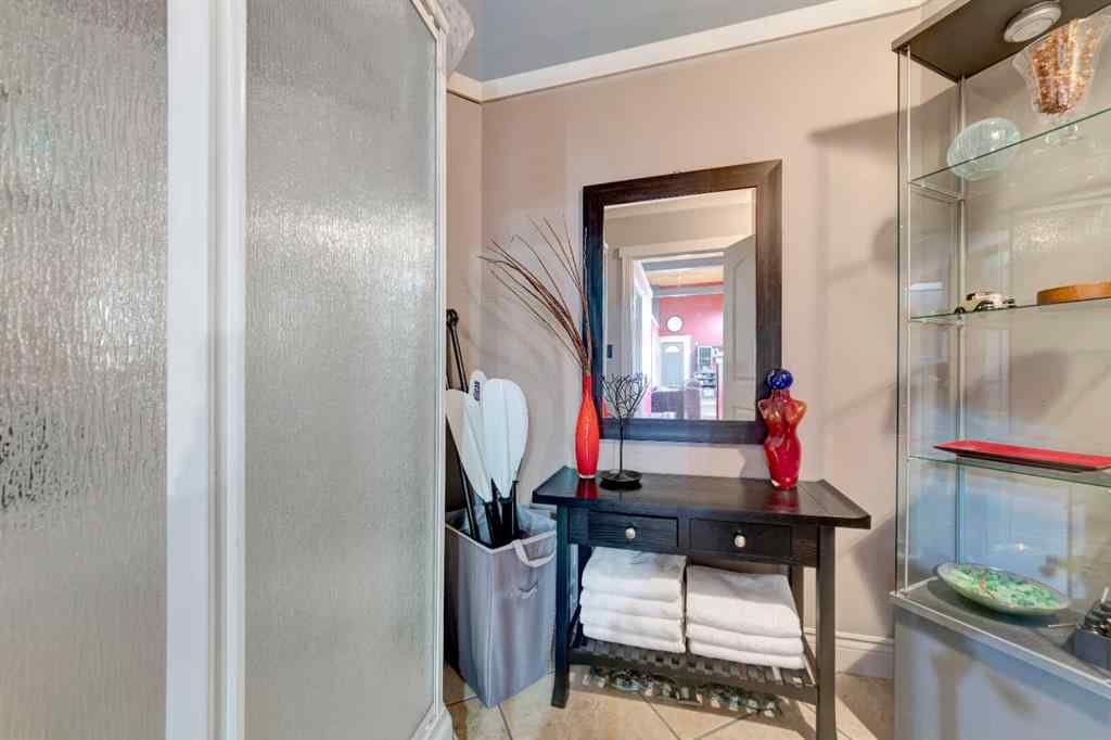 MLS® A2256330 - 135 Park Avenue   in Paradise Valley Paradise Valley, Residential