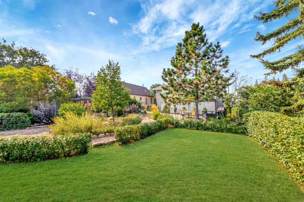 MLS® A2256330 - 135 Park Avenue   in Paradise Valley Paradise Valley, Residential