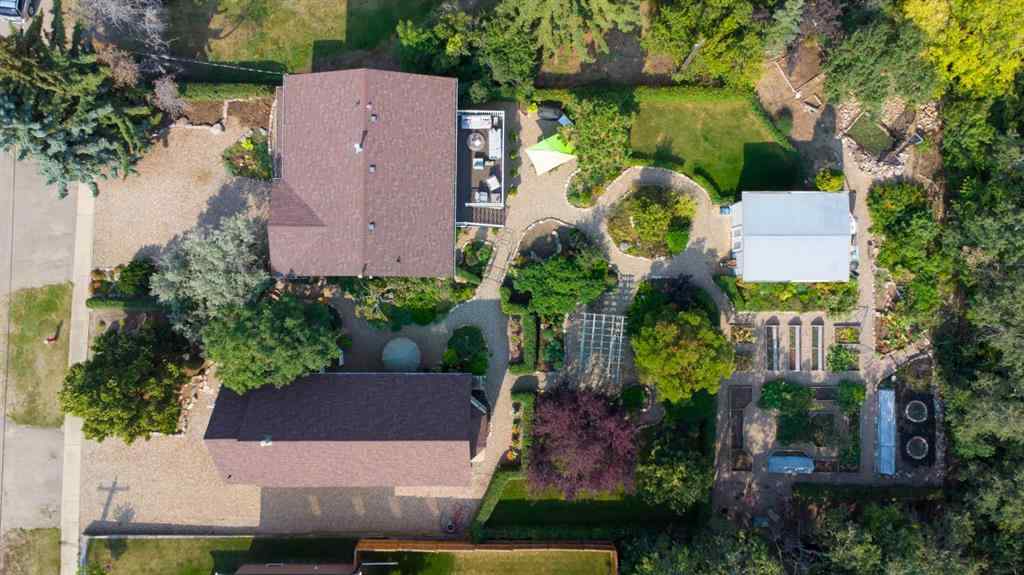 MLS® A2256330 - 135 Park Avenue   in Paradise Valley Paradise Valley, Residential