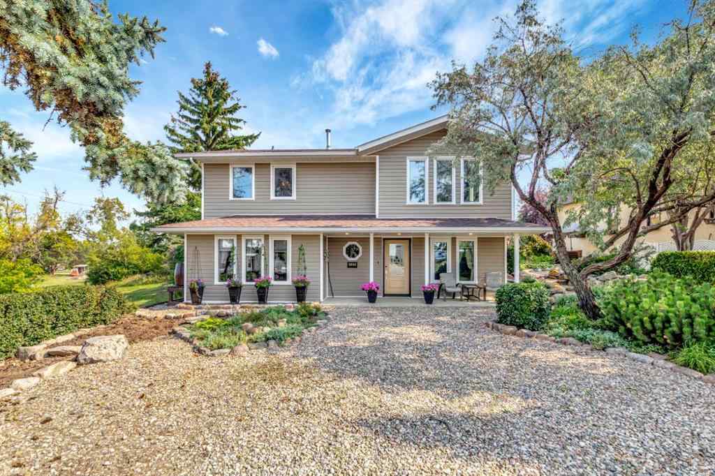 MLS® A2256330 - 135 Park Avenue   in Paradise Valley Paradise Valley, Residential