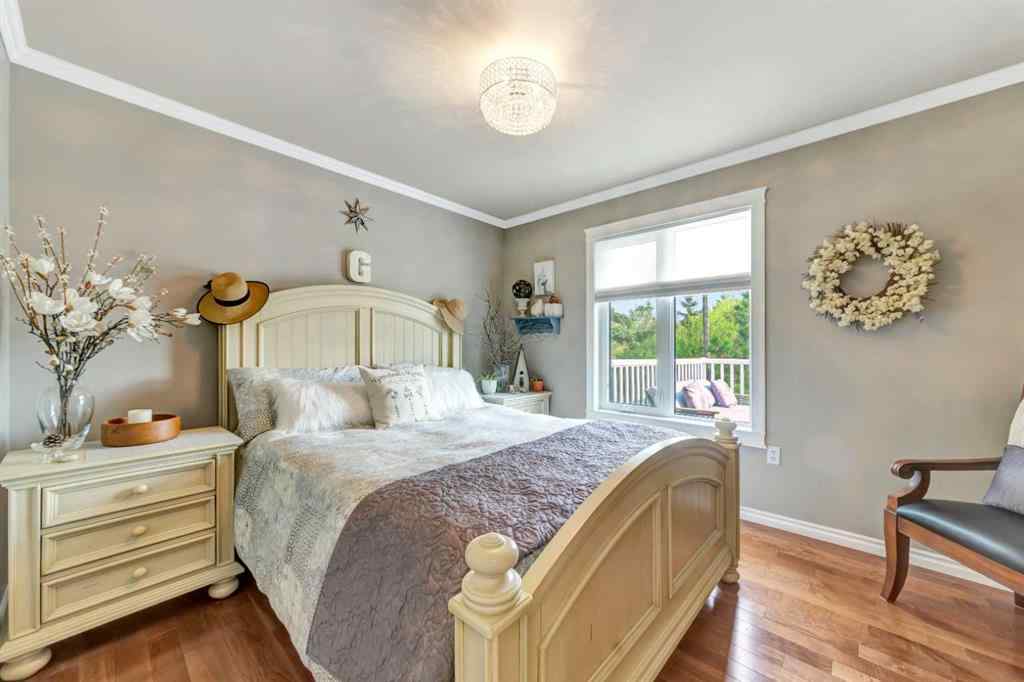 MLS® A2256330 - 135 Park Avenue   in Paradise Valley Paradise Valley, Residential