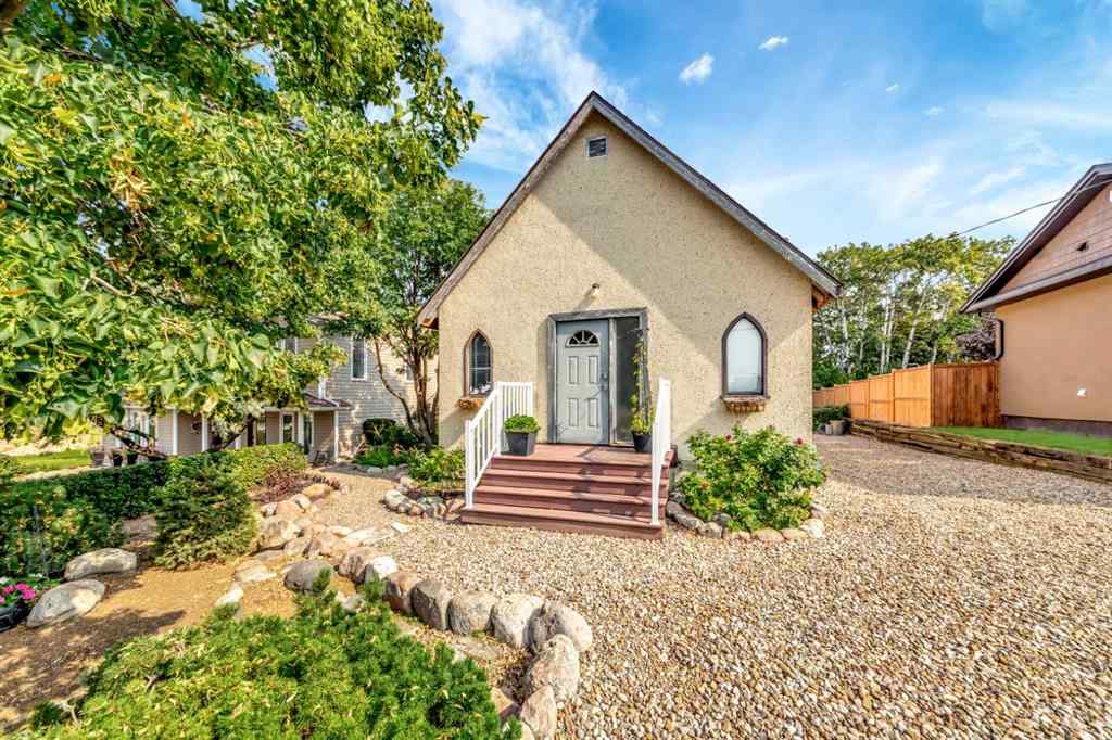 MLS® A2256330 - 135 Park Avenue   in Paradise Valley Paradise Valley, Residential