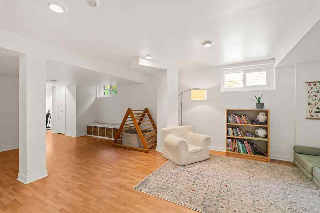 MLS® A2256333 - 1411 27 Street SW in Shaganappi Calgary, Residential