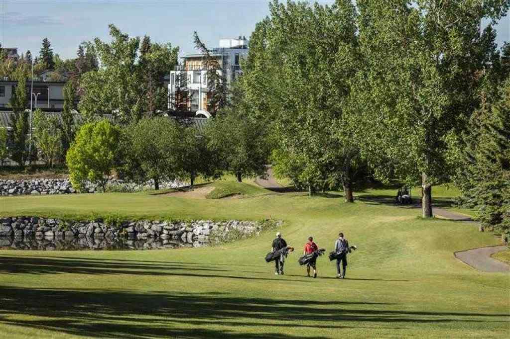 MLS® A2256333 - 1411 27 Street SW in Shaganappi Calgary, Residential