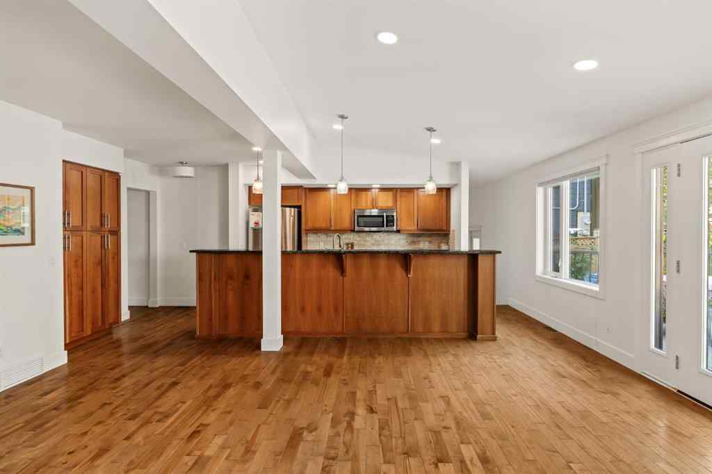 MLS® A2256333 - 1411 27 Street SW in Shaganappi Calgary, Residential