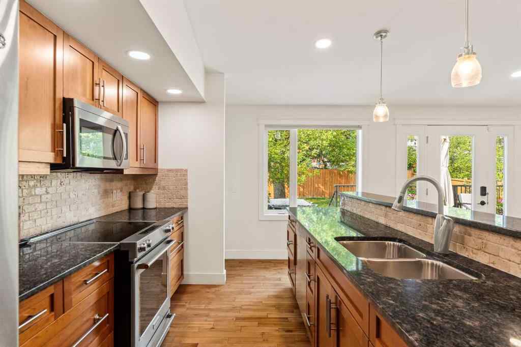 MLS® A2256333 - 1411 27 Street SW in Shaganappi Calgary, Residential