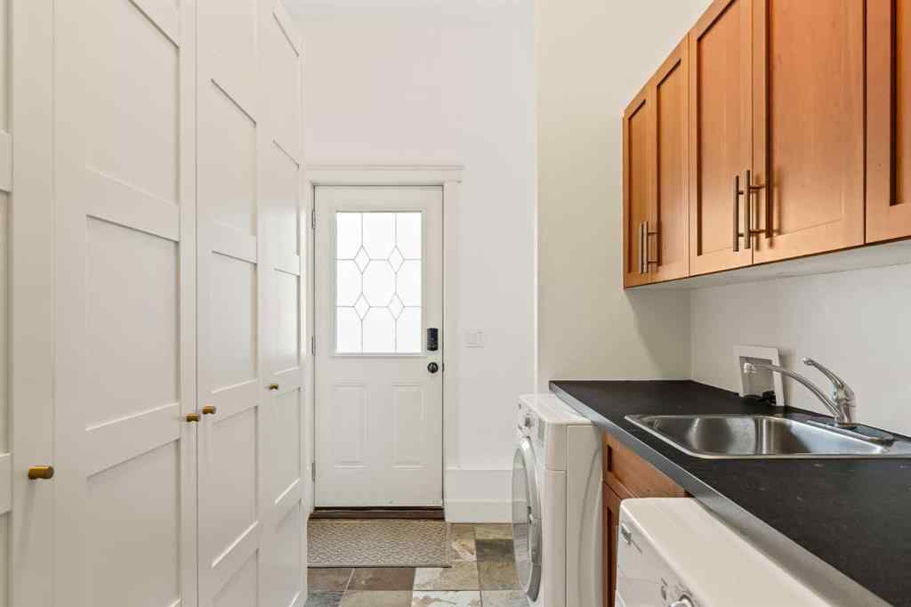 MLS® A2256333 - 1411 27 Street SW in Shaganappi Calgary, Residential