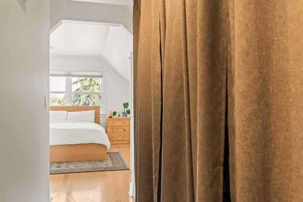 MLS® A2256333 - 1411 27 Street SW in Shaganappi Calgary, Residential