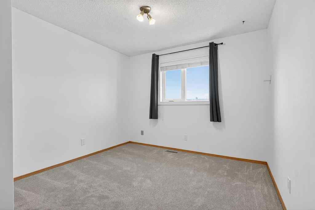 MLS® A2256335 - 23 Edgepark Way NW in Edgemont Calgary, Residential