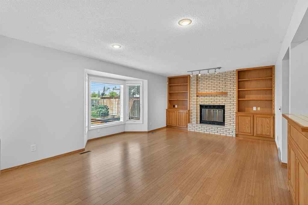 MLS® A2256335 - 23 Edgepark Way NW in Edgemont Calgary, Residential