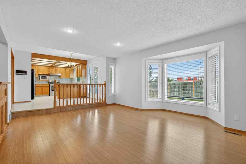 MLS® A2256335 - 23 Edgepark Way NW in Edgemont Calgary, Residential