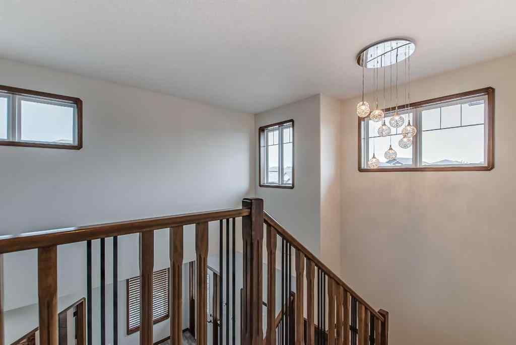 MLS® A2256339 - 180 Stratton Road SE in SE Southridge Medicine Hat, Residential