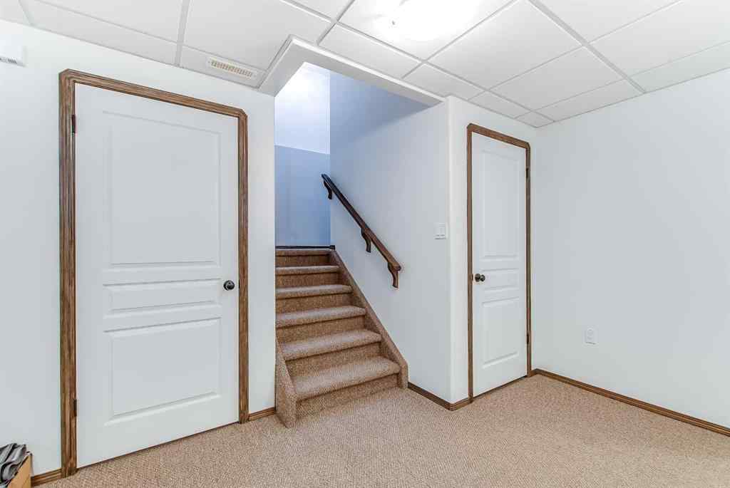 MLS® A2256339 - 180 Stratton Road SE in SE Southridge Medicine Hat, Residential