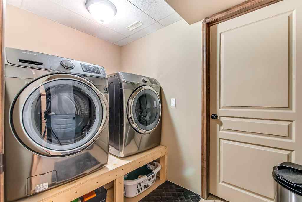 MLS® A2256339 - 180 Stratton Road SE in SE Southridge Medicine Hat, Residential