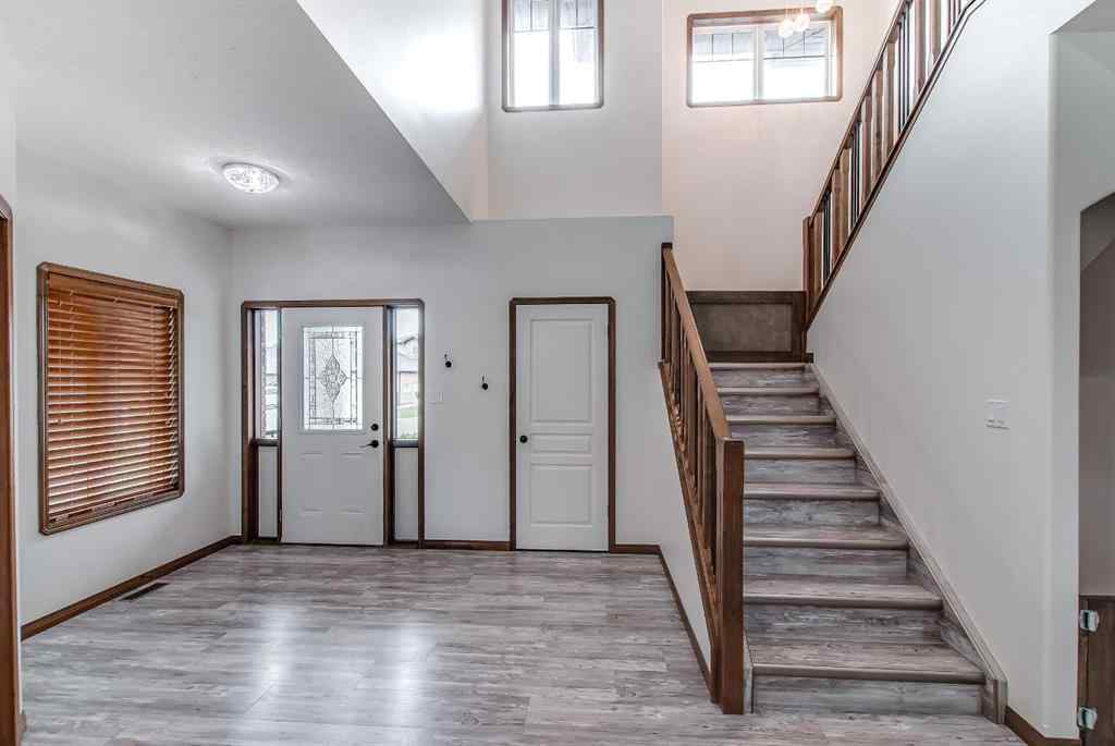 MLS® A2256339 - 180 Stratton Road SE in SE Southridge Medicine Hat, Residential