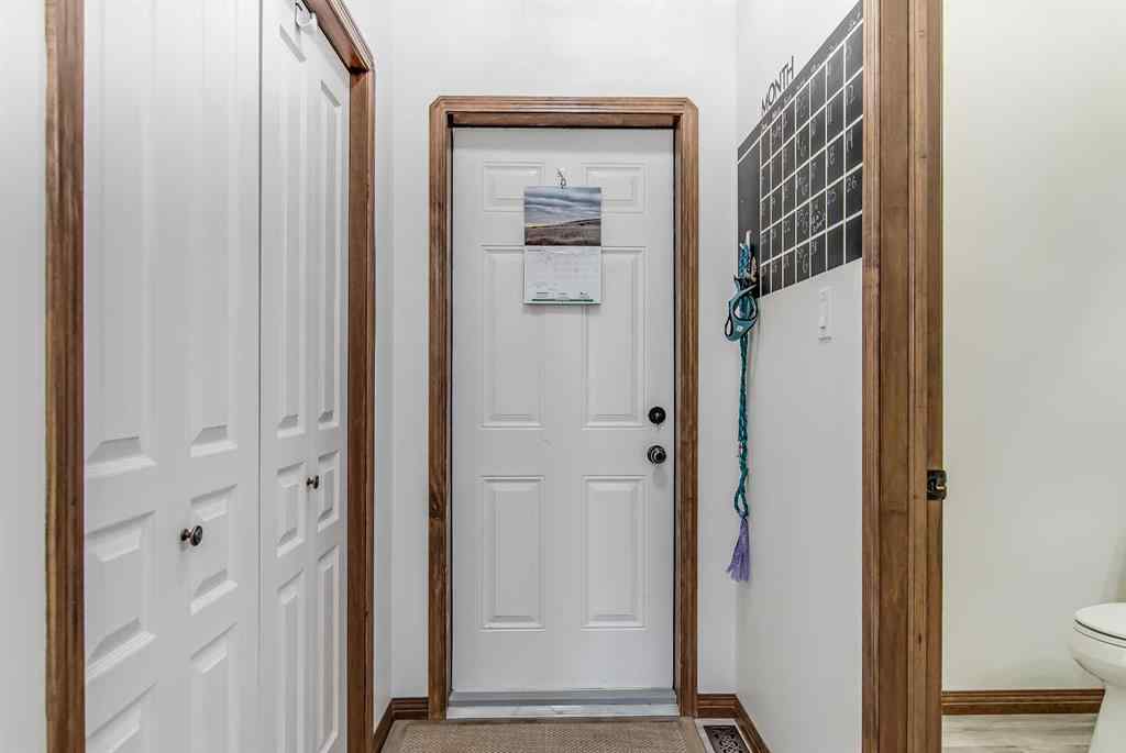 MLS® A2256339 - 180 Stratton Road SE in SE Southridge Medicine Hat, Residential