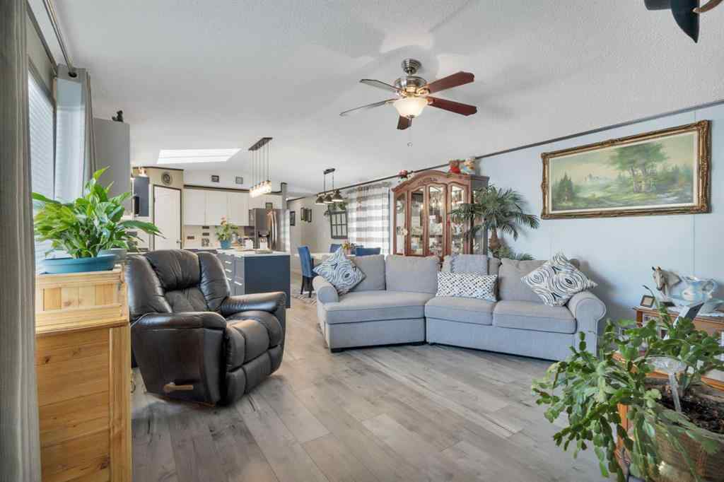 MLS® A2256340 - 117 Westwood Court  in Westwood Innisfail, Mobile